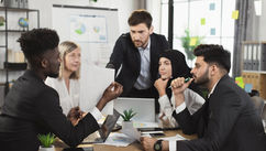 5 Ways High-Performing Leaders Communicate With Alignment and Authenticity