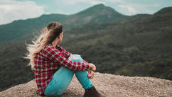 The Truth About Hyper-Independence – When Self-Sufficiency Is a Trauma Response