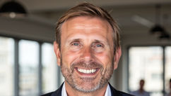 Interview With Simon Adair on Pressure, Preparation, and Decades of Experience About Leadership
