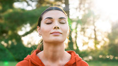 Vancouver Holistic Nutritionist Shares 8 Ways to Balance Hormones Naturally