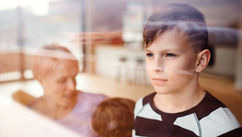 5 Signs of Generational Trauma and How to Break the Cycle