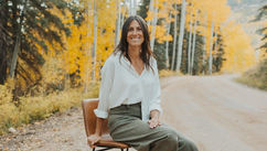 The Former Corporate Hustler Helping Women Heal From the Grind Inside – Interview with Chelsea Caler