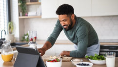 10 Healthy Eating Habits to Improve Men's Nutrition at Any Age