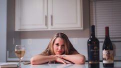 Why You Keep Drinking When You “Know Better” – The Simple Truth That Makes Stopping Feel Effortless