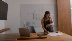 Pregnancy and Leadership – Can You Sustain Executive Performance Without Compromise?