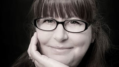 Navigating Overwhelm And Prioritizing Inner Peace – Exclusive Interview With Tania Murray