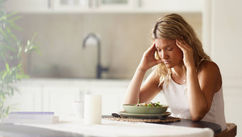 What Is Stress Eating And How Do I Control It?