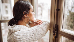 Anxiety in Relationships – Is it Toxic or Just a Signal?