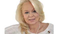 A Promise Fulfilled: My Mission To Teach and Inspire – Interview With Lesley Pazdzioch