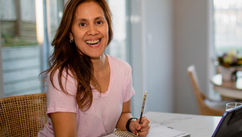 From Medical Dreams To Purpose-Driven Coaching – Exclusive Interview With Ivy Comota