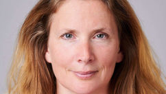 A Relational Path to Self-Understanding – Exclusive Interview with Julie Wan