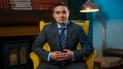 Rethinking Joint Replacement and When Can a Joint Still Be Saved? – Interview with Professor Paul Lee