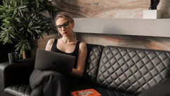 Why 88% of Female-Led Businesses Never Hit 6 Figures – And How to Change That