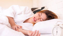 Teeth Grinding at Night? Here’s What Your Body Is Desperately Trying to Tell You
