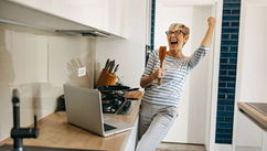 Karaoke for the Soul – How Singing Can Support Brain Function & Emotional Regulation
