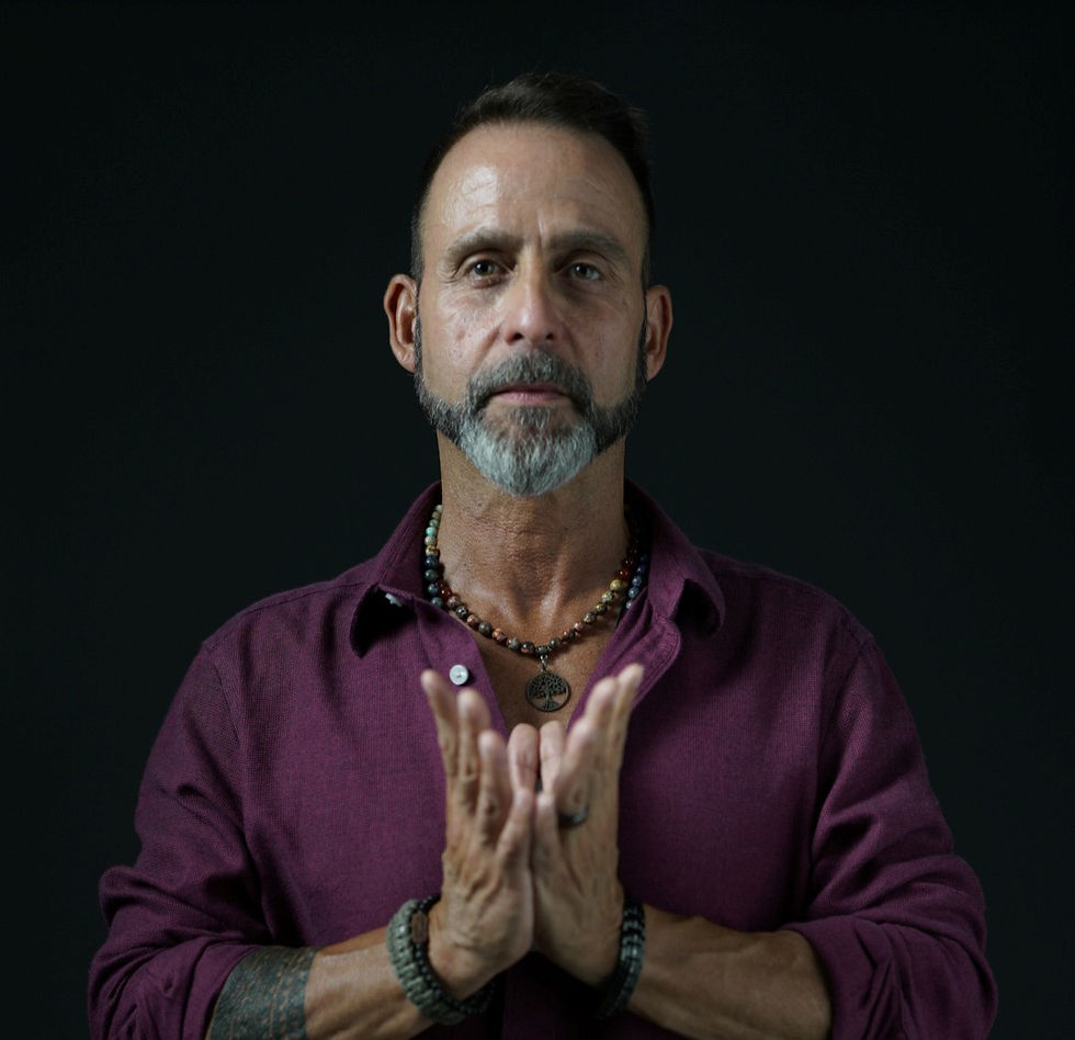 An image photo of AL Gonzalez
