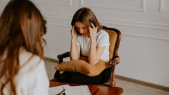 How To Combat Imposter Syndrome For Therapists