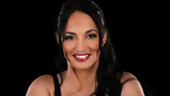 Empowering Women With Confidence – Exclusive Interview with Trisha Collins of Midlife Mavericks