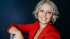 Inspiring Leaders Through Shattered Glass Leadership – Interview with Dr. Kristine Medyanik