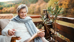Rewiring Movement – How Dual-Task Training Helps Seniors Age Mindfully and Prevent Falls