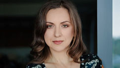 A Journey From Corporate Leadership To Holistic Well-Being – An Interview With Malwi Luczynska