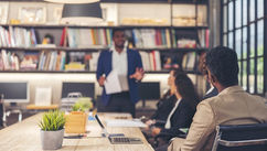When Interrupting Isn’t Rude, But Necessary – Meeting Moderation 101