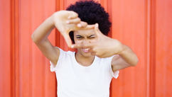 4 Effective Ways To Adopt A Mindset Focused On Enjoying The Present Moment