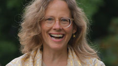 Transform Your Life With Sound Healing And Spiritual Coaching –Interview With Larissa Israel V. Trotha