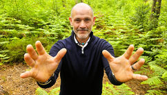 Listening to the Soul Through the Hands – Interview with William Dean Durrant