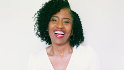 Leading Health & Wellness Podcast Host For Midlife Women ‒ Exclusive Interview With Stephanie Shaw
