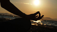 4 Simple Mindful Ways To Reduce Stress