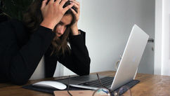 5 Reasons You Are At Your Breaking Point As A Female Entrepreneur And How To Move Past It
