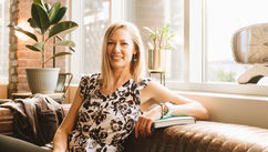 My Mission Is To Help You Be The Calm Within The Chaos ‒ Interview With Tracey Gazel