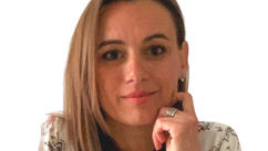 From Scientist To Emotional Eating Coach – Exclusive Interview With Rita May