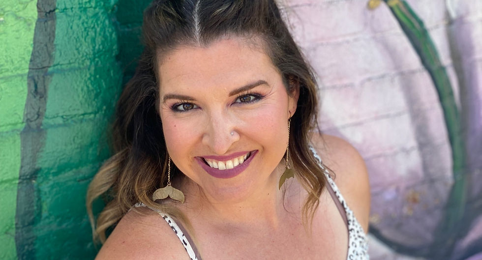 Leannda Shearer smiling to the camera