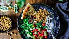 7 Simple Ways To Save Money On Food